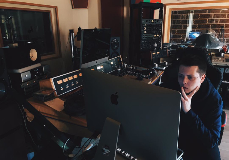 Szymon Tex on SoundBetter
