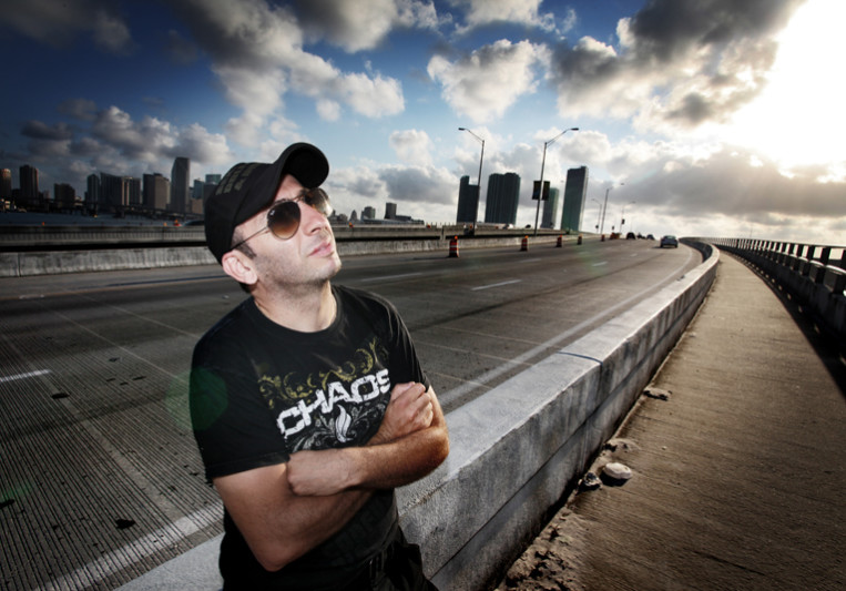 Laurent Simeca on SoundBetter