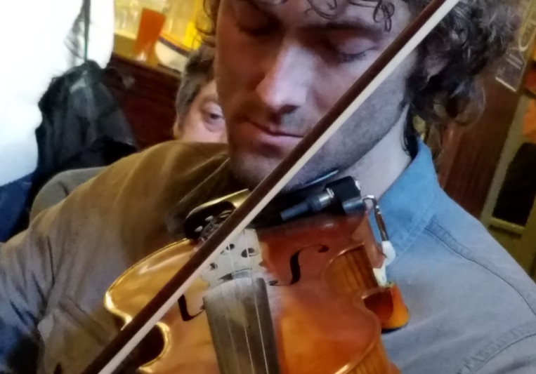 Neil Fitzgibbon Fishtyfiddles on SoundBetter