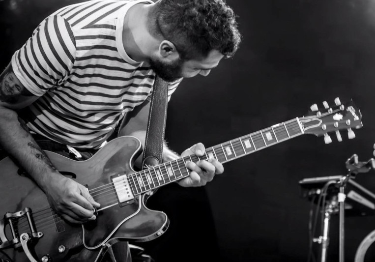 Louis Fernandez on SoundBetter