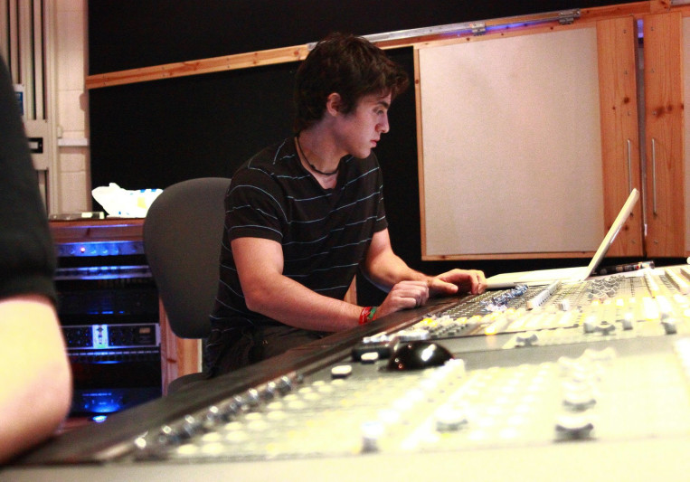 Andrés Malacara on SoundBetter
