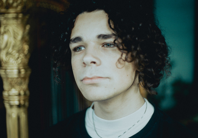 Charlie Hickey on SoundBetter