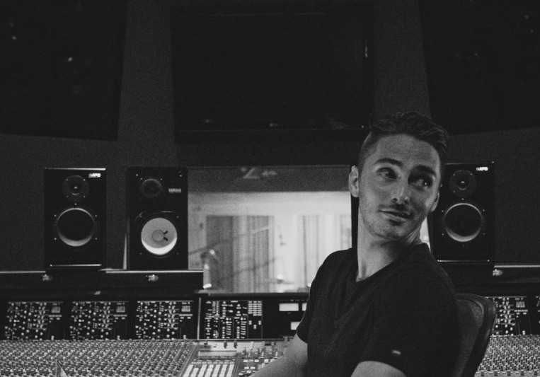 Alex Marshall on SoundBetter