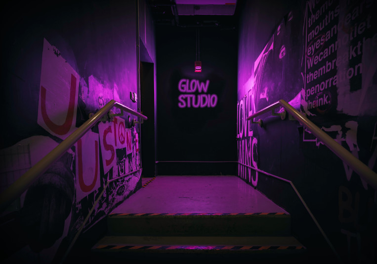 Glow Studio on SoundBetter