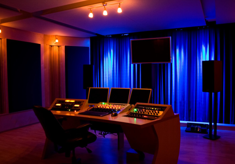 Master/Mix Production on SoundBetter