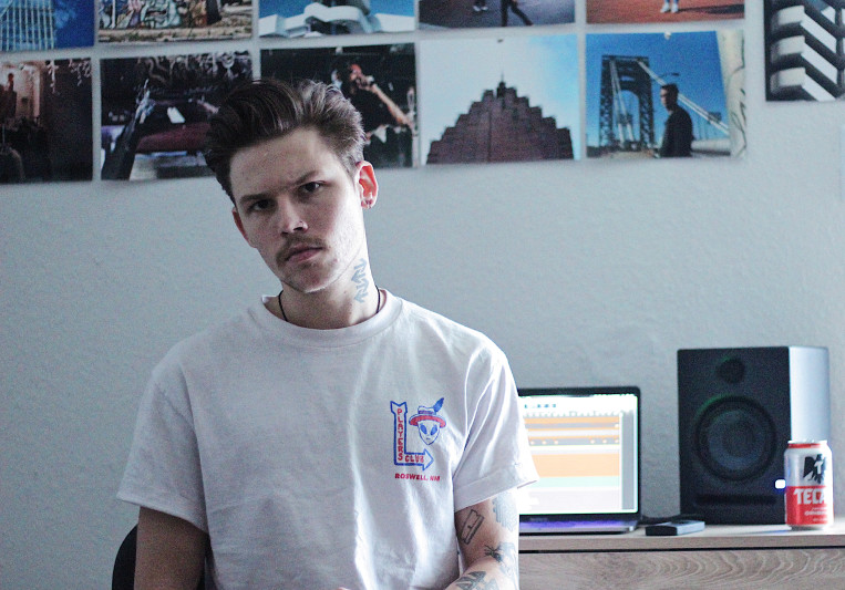 Jonny Lutz on SoundBetter