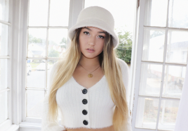 Alix Fullerton on SoundBetter