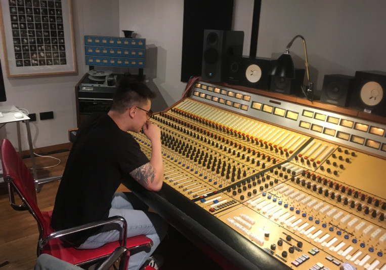 Juan C. on SoundBetter