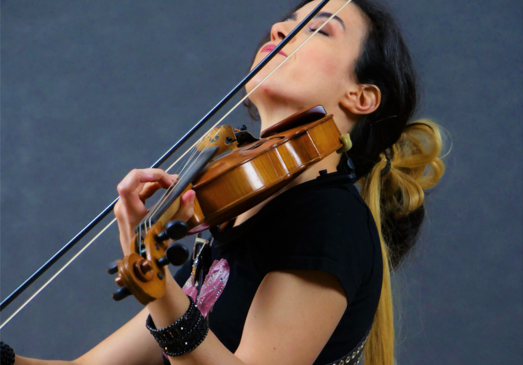 Arianna on SoundBetter