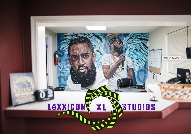 Lexxicon XL Studios on SoundBetter