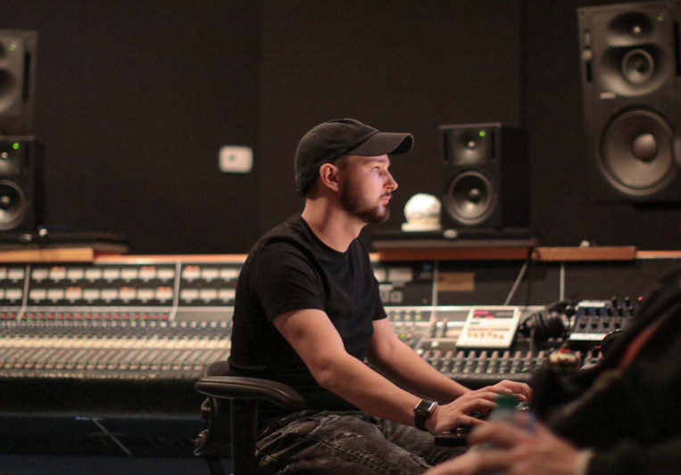 Tristan T Roberts on SoundBetter