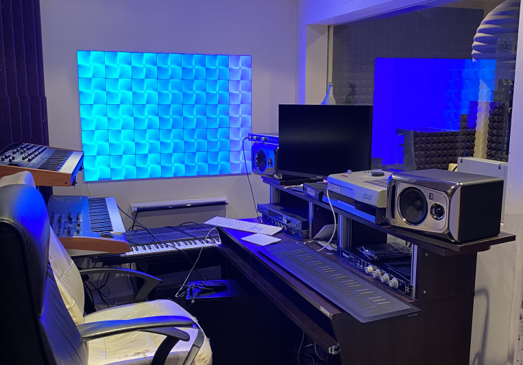 STUDIO PURPLE ( mix engineer) on SoundBetter