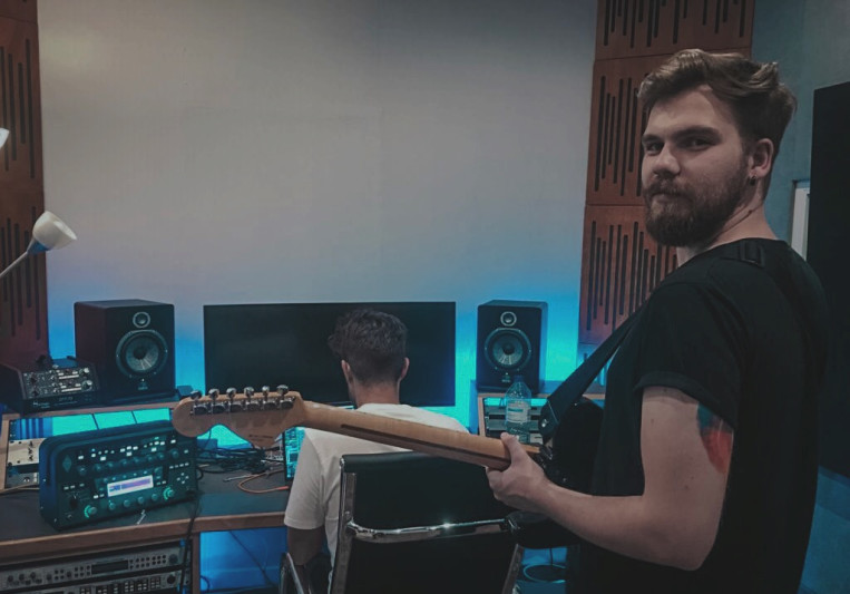 Christian Tavares on SoundBetter