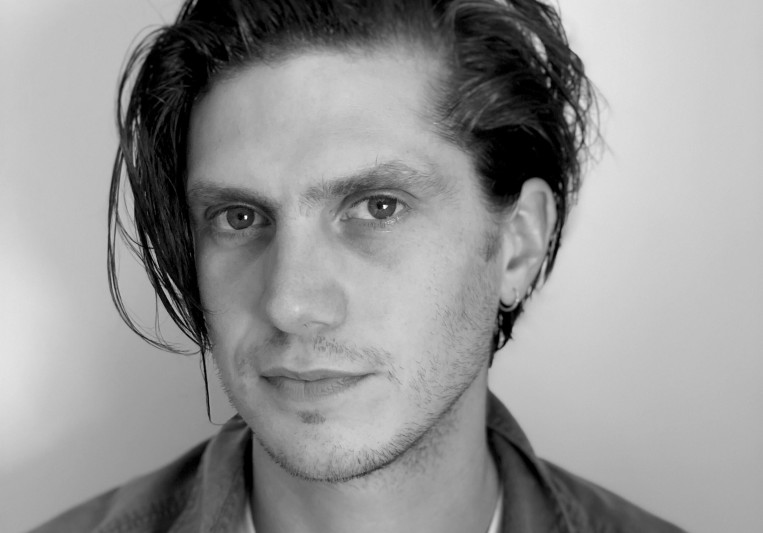 Moses van den Bogaerde on SoundBetter