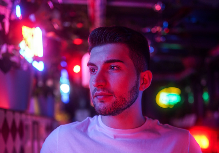 Vescu on SoundBetter