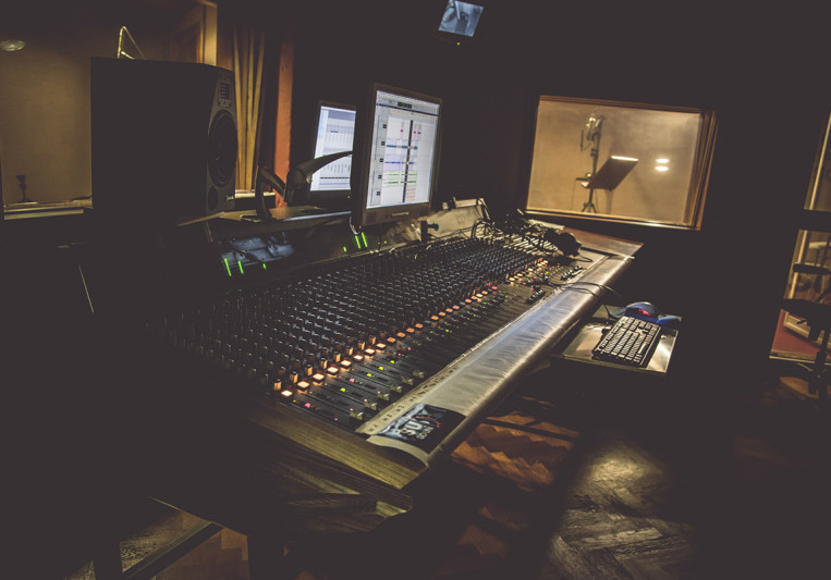 SUD IN SOUND Studio on SoundBetter