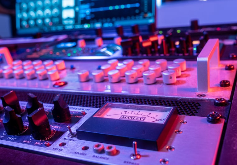 Mastering Studio IO on SoundBetter