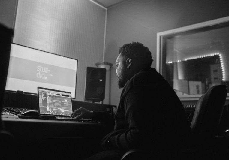 Bobby Wintons (bob.on.keys) on SoundBetter