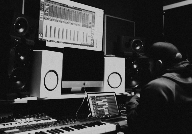 Johnny Sidney Davis on SoundBetter