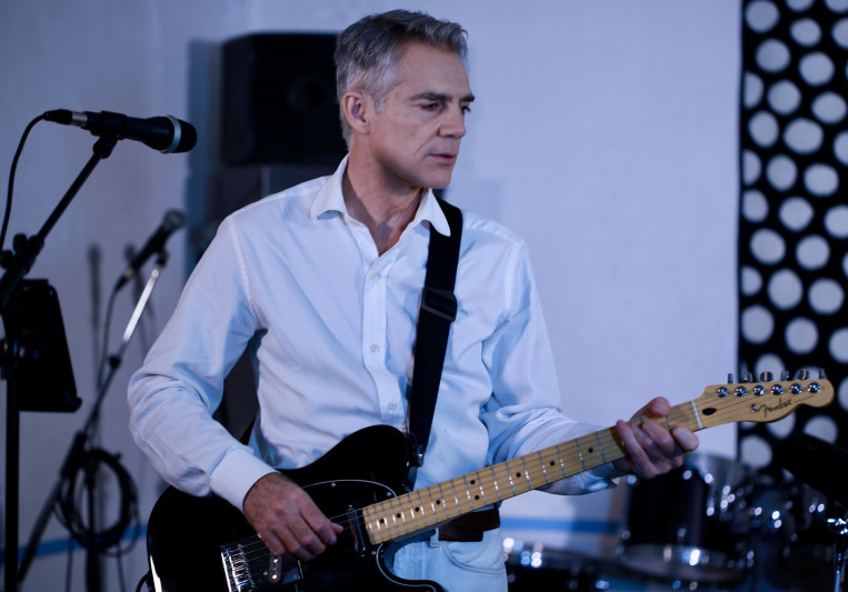 Steve MacDream Colours on SoundBetter
