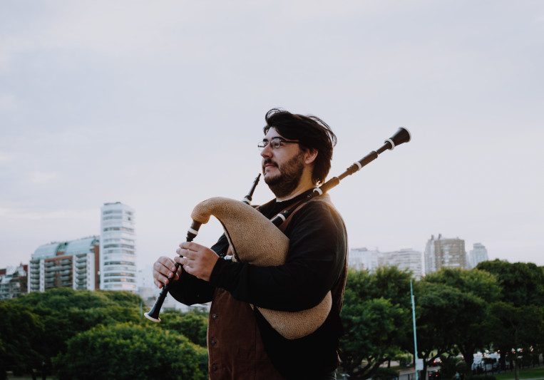 Santiago Molina on SoundBetter
