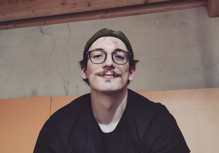 Woodbox on SoundBetter
