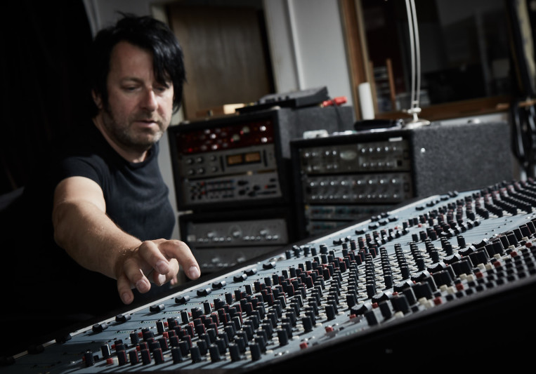 Arno Briggman on SoundBetter