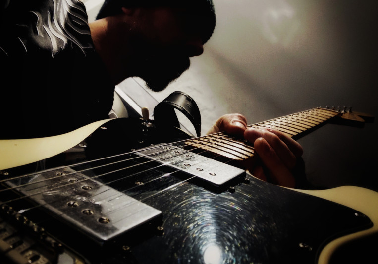 Scott Moores on SoundBetter