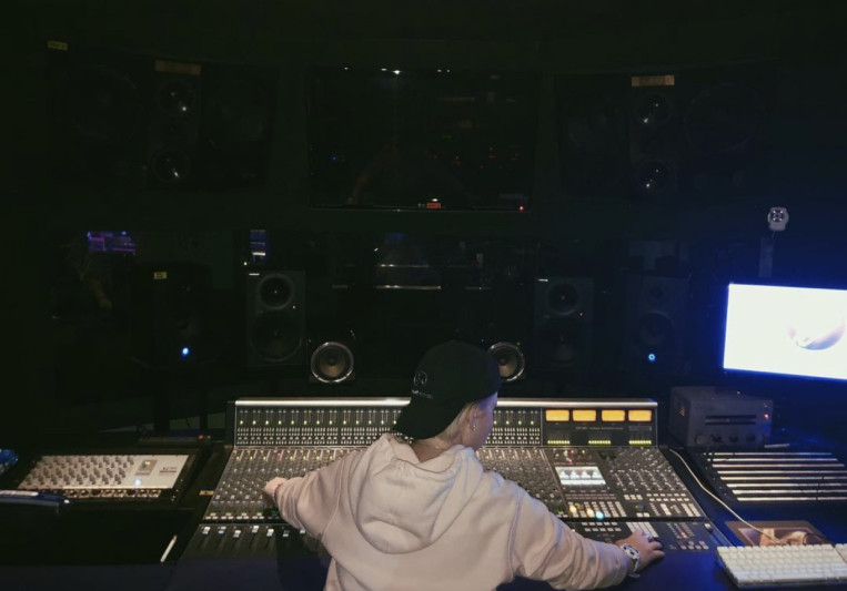 Ocevnside Clvb on SoundBetter
