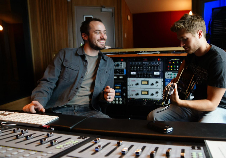 Jeremy Johnston on SoundBetter