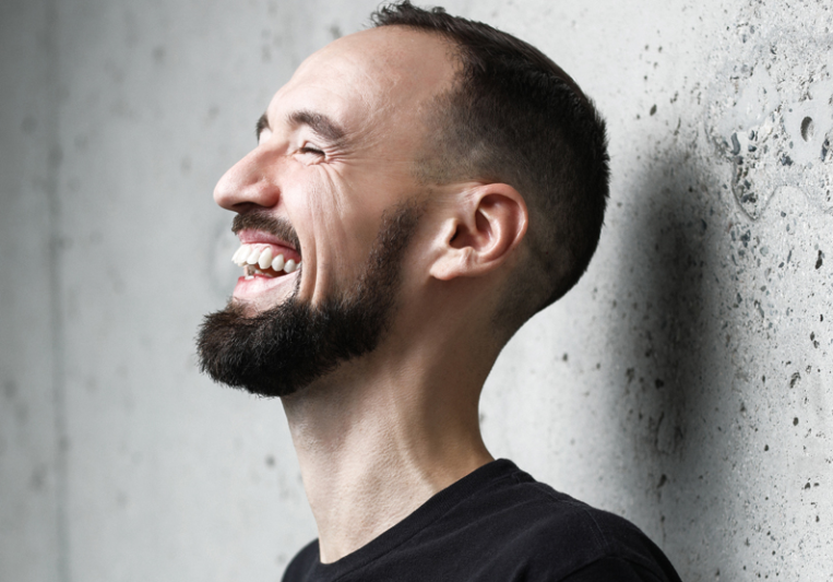 Adam Robert Thomas on SoundBetter