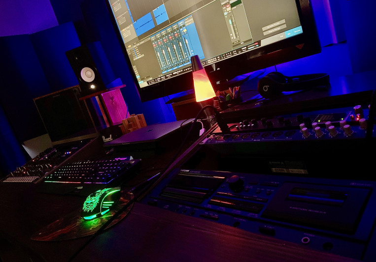 Colin Childs Mixing on SoundBetter