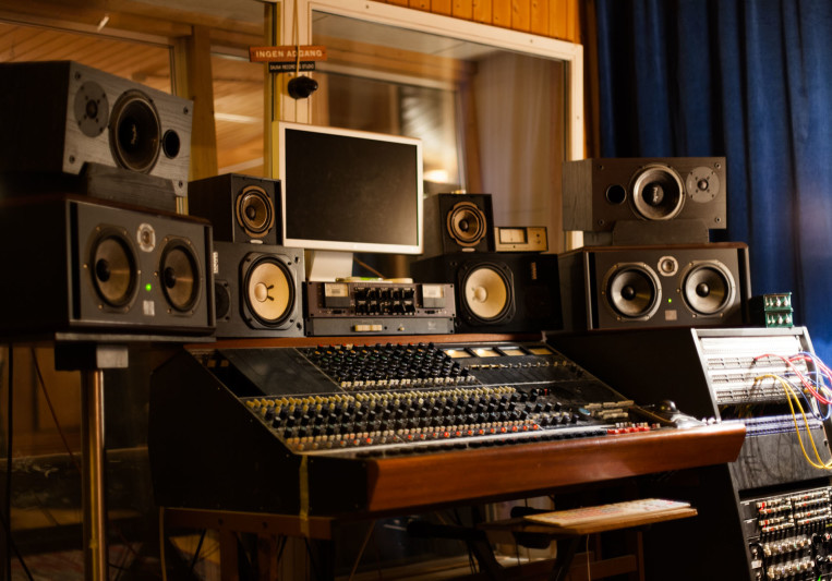 VocalProMixer on SoundBetter
