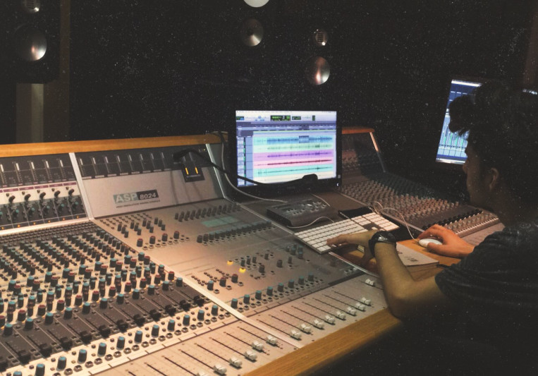 Tibi Galea on SoundBetter