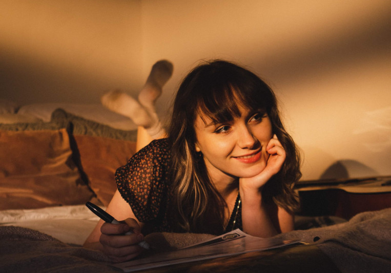 Caroline Vain on SoundBetter
