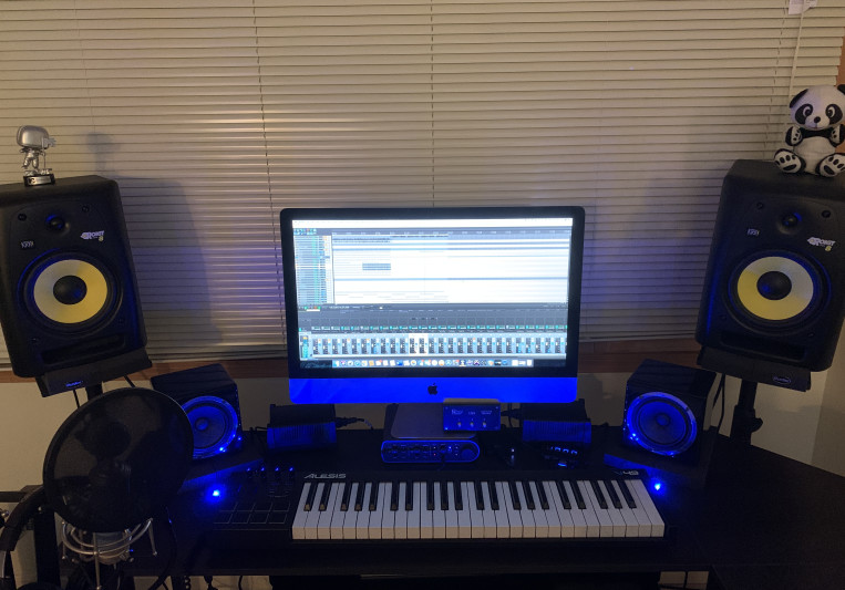 DJ Lampshade on SoundBetter