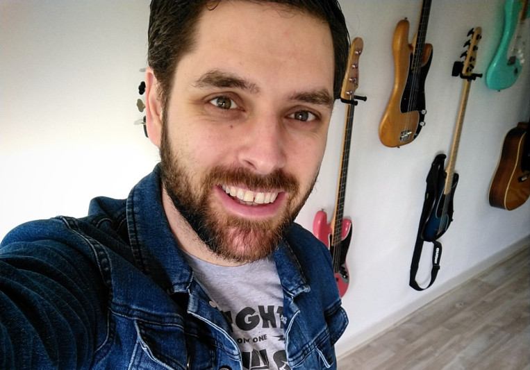 Daniel Nicolas on SoundBetter
