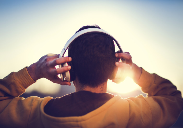 Ivan Martin Rosa on SoundBetter