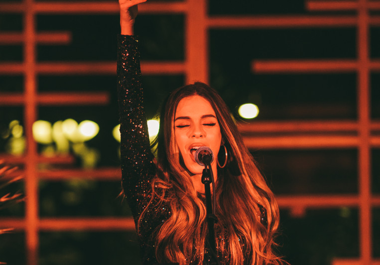 Eirini on SoundBetter