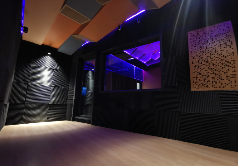 Colibri Estudios on SoundBetter