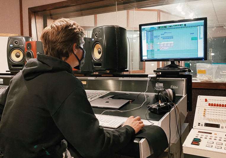 Cole Jamison Tessier on SoundBetter