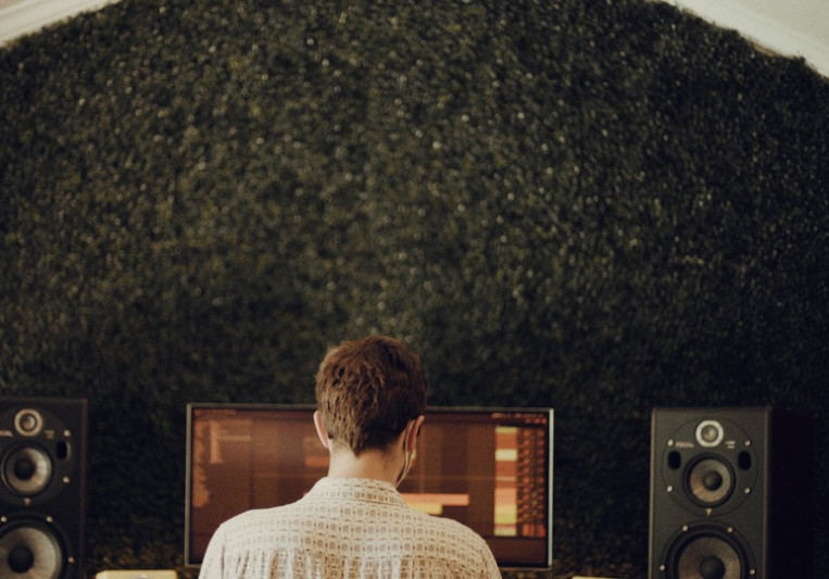 Michael Dunaief on SoundBetter