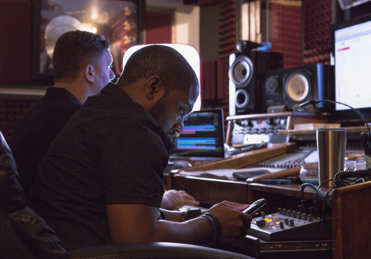 IceOs Studio on SoundBetter