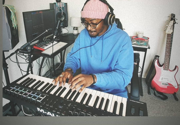 Lanre on SoundBetter