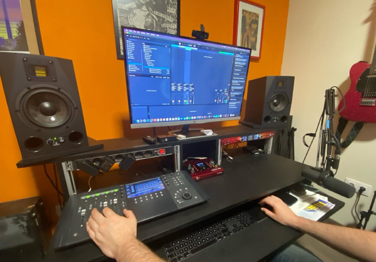 Curiosibot Studios on SoundBetter