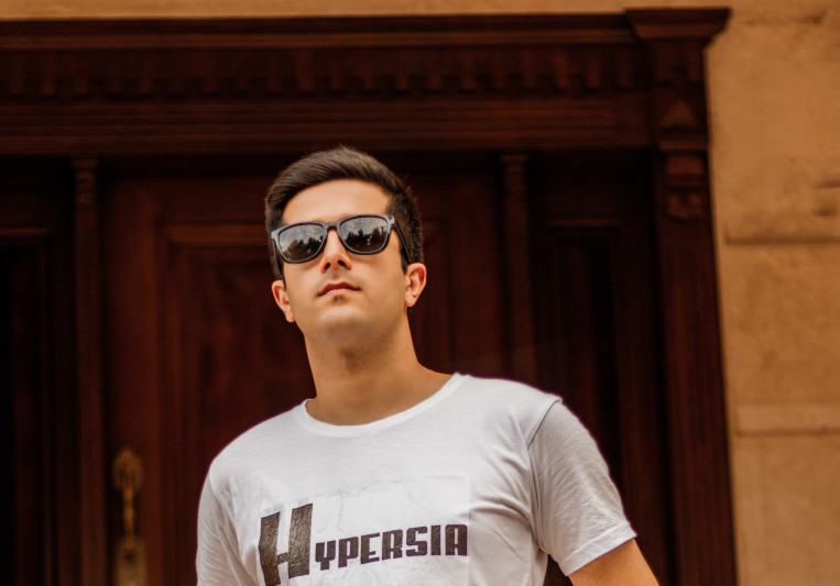 Hypersia on SoundBetter