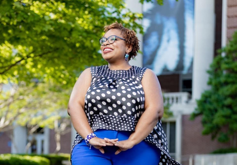 Demetria Earle (Barnes) on SoundBetter