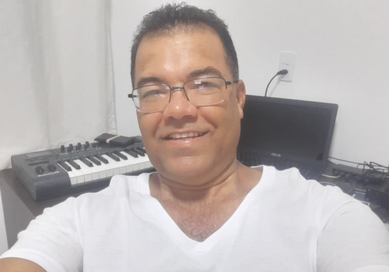 R-mixdj on SoundBetter