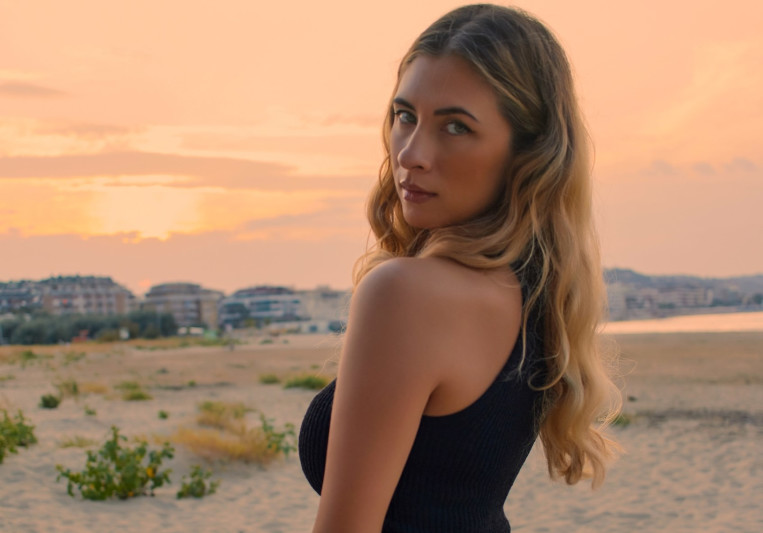 Zaira on SoundBetter