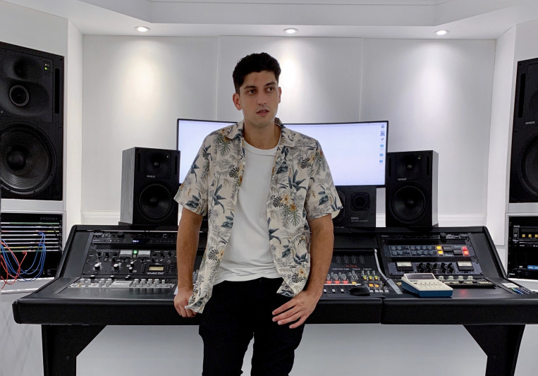 Charlie Beat on SoundBetter